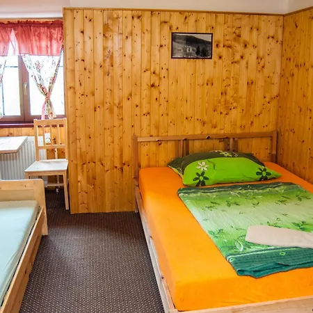 Casa de hóspedes Alex 3*
